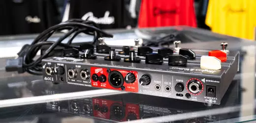 Hughes & Kettner - AmpMan Modern Floor Amplifier 2
